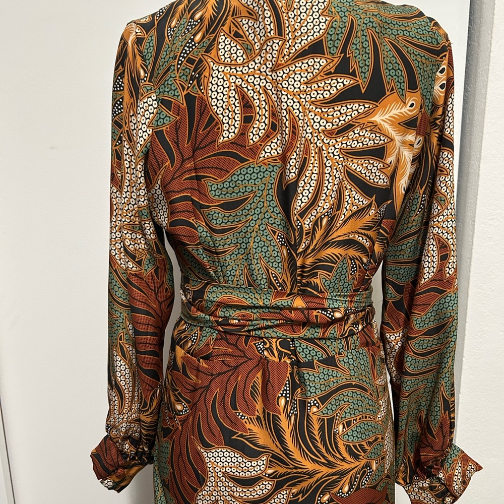 Natalie Martin Elegant Multicolor Wrap Dress - Picture 8 of 9